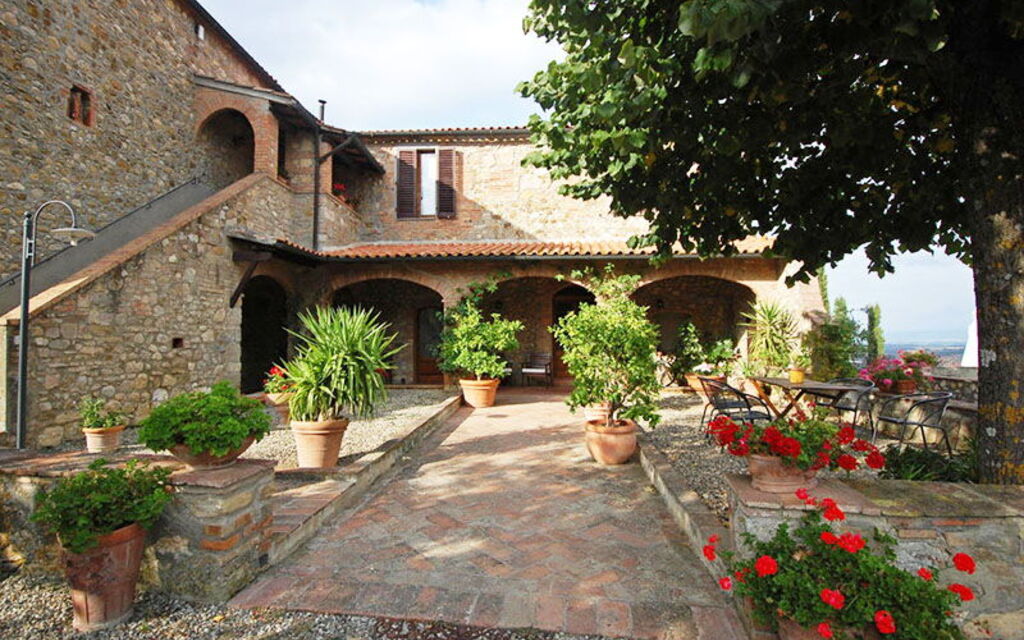 Agriturismo Agresto Apartments And Cottage, Pool, Casole D'elsa: Autumn, Building Exterior, Spring, Summer