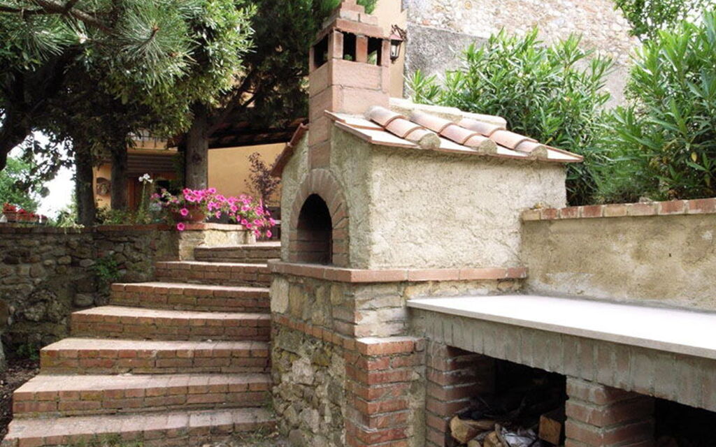 Agriturismo Agresto Apartments And Cottage, Pool, Casole D'elsa: Autumn, Building Exterior, Spring, Summer