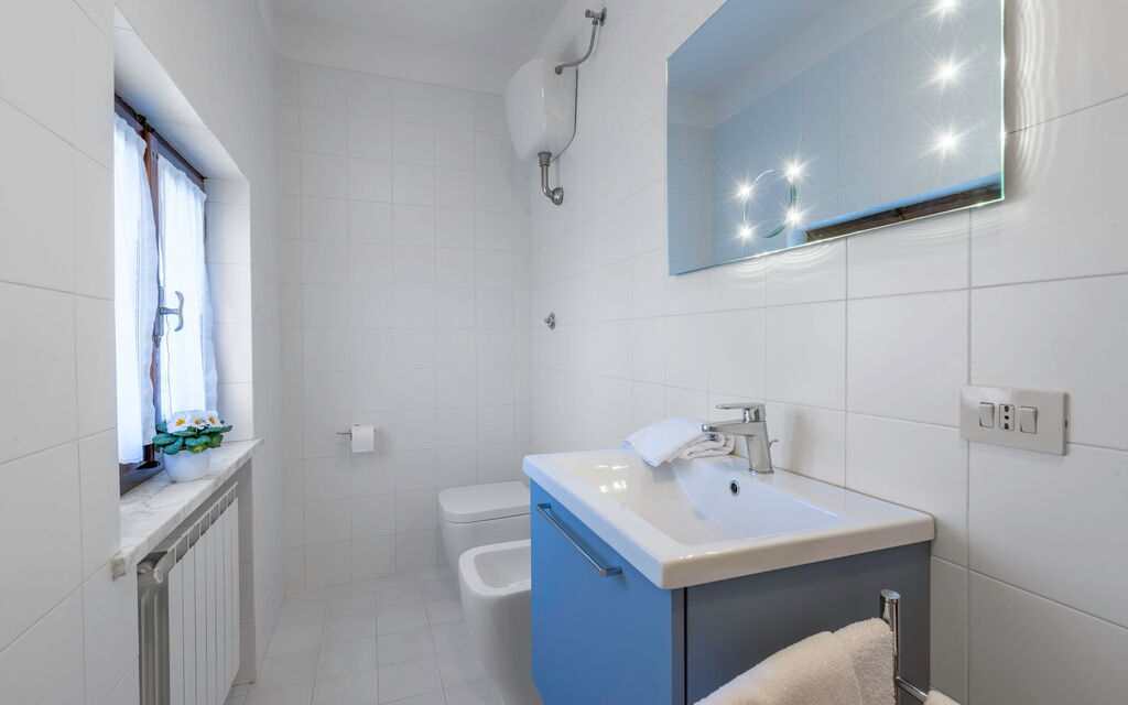 Agriturismo Agresto Apartments And Cottage, Pool, Casole D'elsa - : Autumn, Bathroom, Spring, Summer