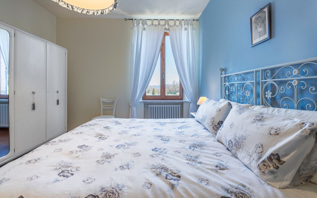 Agriturismo Agresto Apartments And Cottage, Pool, Casole D'elsa - : Autumn, Bathroom, Bedroom, Spring, Summer