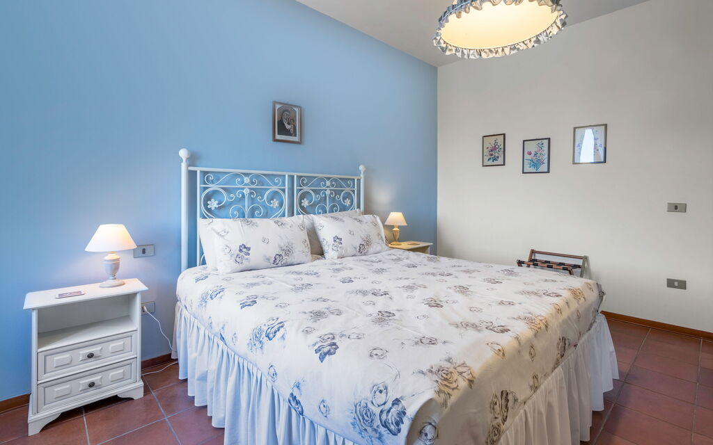 Agriturismo Agresto Apartments And Cottage, Pool, Casole D'elsa - : Autumn, Bathroom, Bedroom, Spring, Summer