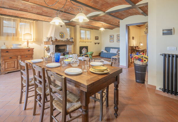 Casa Viola Pool, Wifi, Montaione: Autumn, Spring, Summer