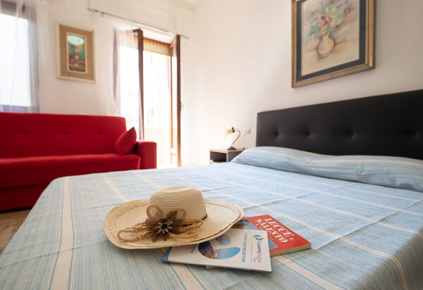 Gallipoli Apartment Ac, Seaside: Camera da letto, Soggiorno