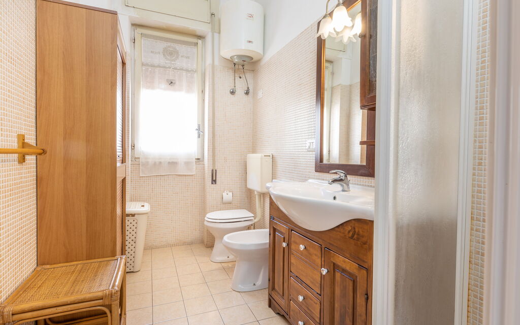 Vico Apartment Balcony, Gallipoli: Autumn, Bathroom, Spring, Summer