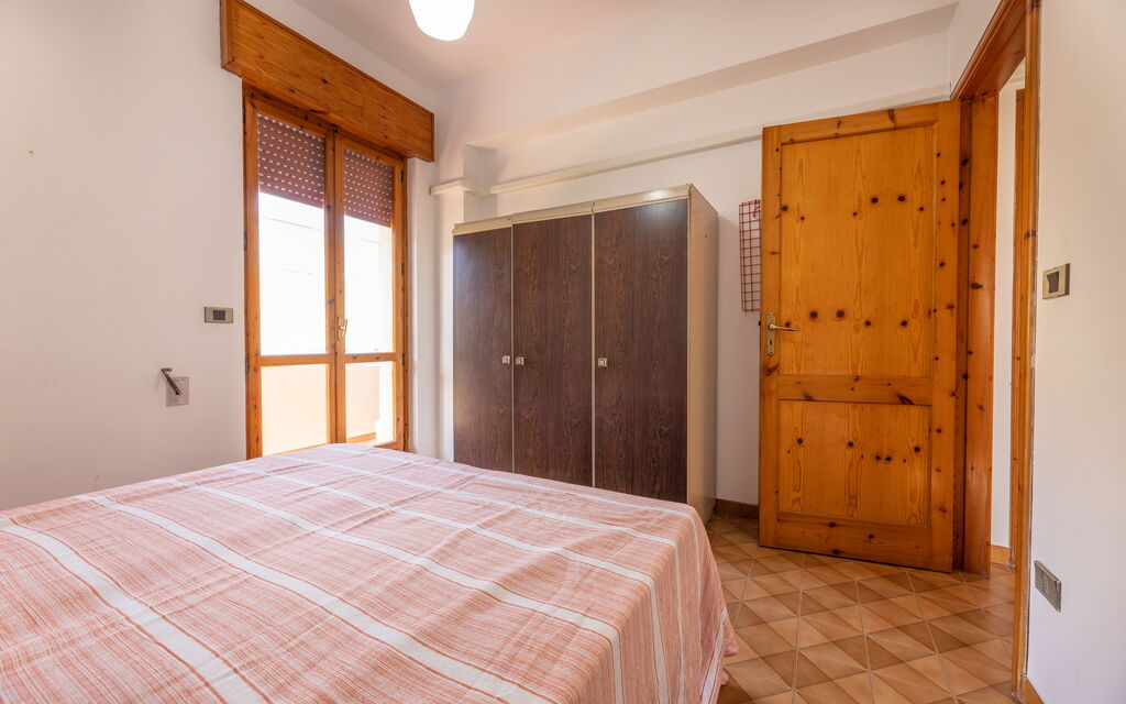 Giovanni Apartment In Gallipoli, Ac, Seaside: Autumn, Bedroom, Spring, Summer