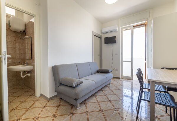 Sea View Apartment, Ac Gallipoli: Autunno, Estate, Primavera, Sala da pranzo, Soggiorno