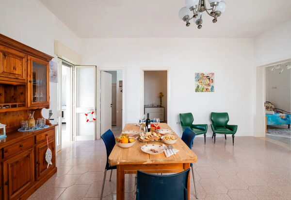 Serenity Villa In Porto Cesareo: Autunno, Cucina, Estate, Inverno, Primavera, Sala da pranzo