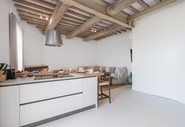 Belmonte Spereto Apartment With Pool, Montaione: Autunno, Cucina, Estate, Primavera, Soggiorno