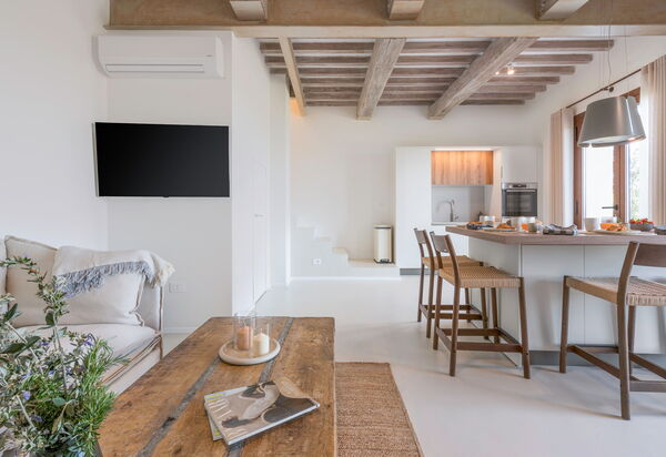 Belmonte Spereto Apartment With Pool, Montaione: Autunno, Cucina, Estate, Primavera, Soggiorno