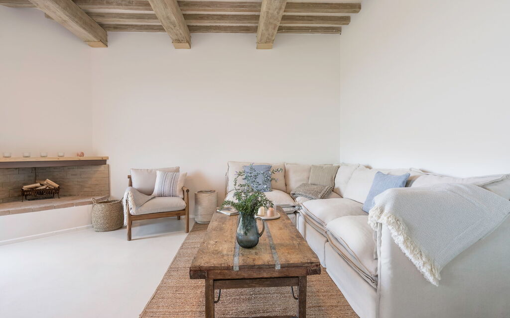 Belmonte Spereto Apartment With Pool, Montaione: Autumn, Kitchen, Living Room, Spring, Summer