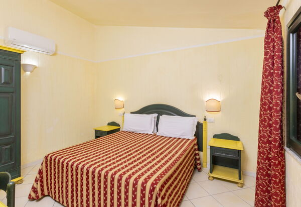 Nature & Country Resort Near The sea: Autunno, Camera da letto, Estate, Inverno, Primavera