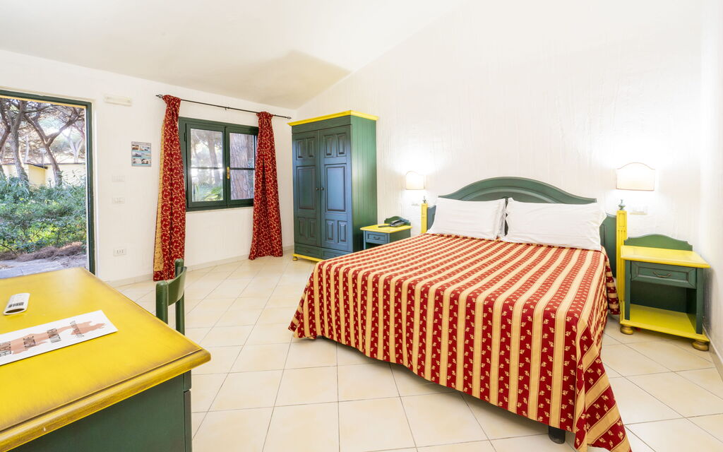 Nature & Country Resort Near The sea - : Autumn, Dining Room, Kitchen, Living Room, Spring, Summer, Winter