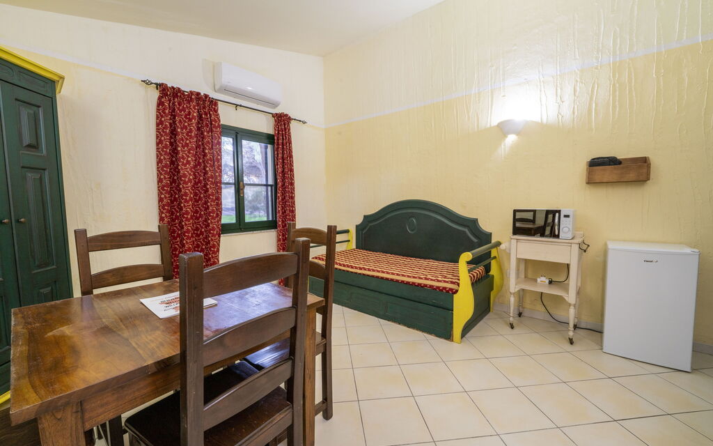 Nature & Country Resort Near The sea - : Autumn, Dining Room, Kitchen, Living Room, Spring, Summer, Winter