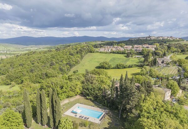 Cottage Monti Pet Friendly With Shared Pool: Autunno, Estate, Piscina, Primavera, Vista Panoramica