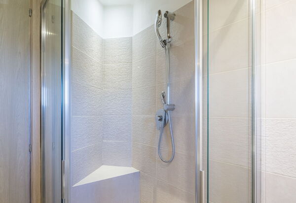 Cottage Monti Pet Friendly With Shared Pool: Autunno, Bagno, Estate, Primavera