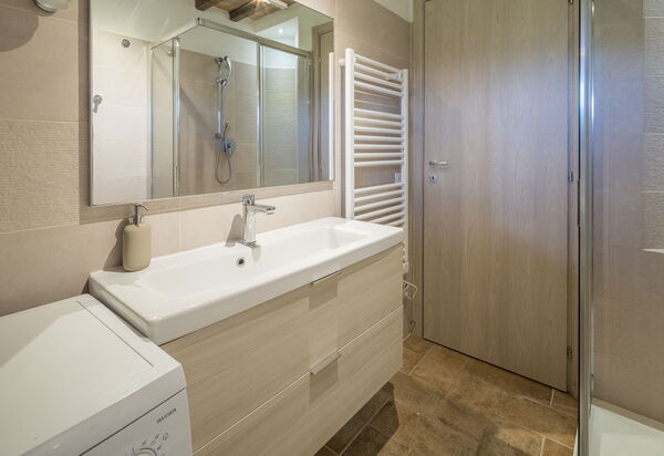 Cottage Monti Pet Friendly With Shared Pool: Autunno, Bagno, Estate, Primavera