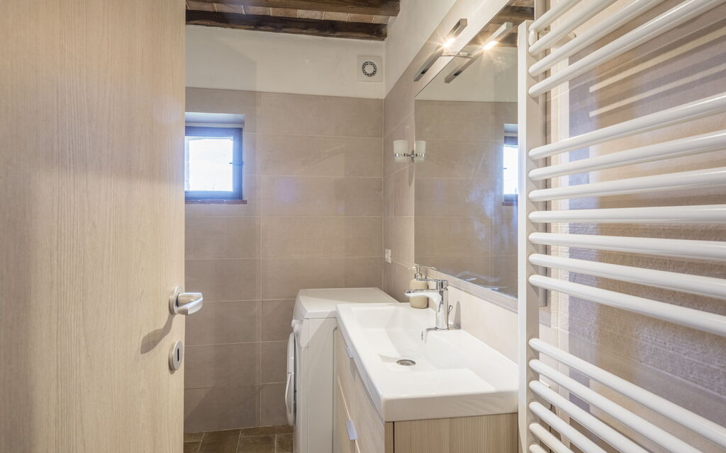 Cottage Monti Pet Friendly With Shared Pool: Autunno, Bagno, Estate, Primavera