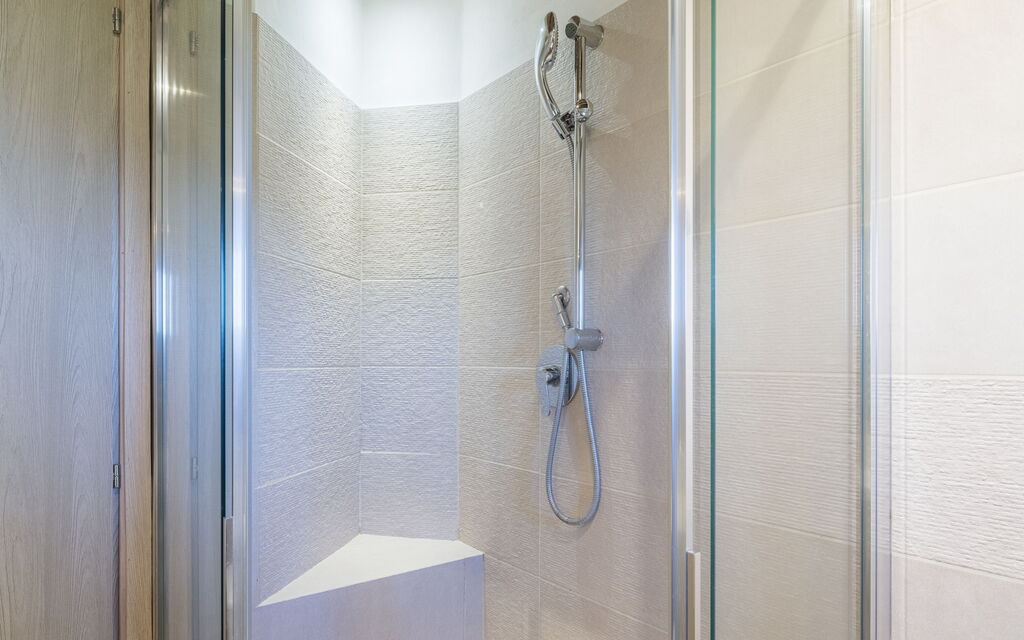 Cottage Monti Pet Friendly With Shared Pool: Autunno, Bagno, Estate, Primavera