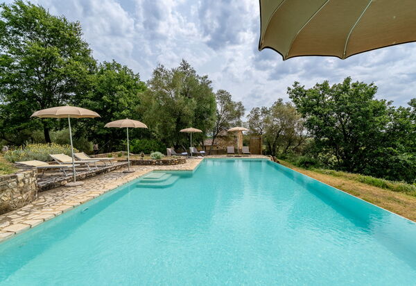 In the Heart of Chianti, Pool, Wifi, View - Lilliano: Autumn, Pool, Spring, Summer