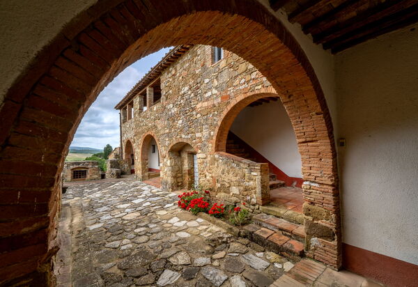 In the Heart of Chianti, Pool, Wifi, View - Lilliano: Main Entrance