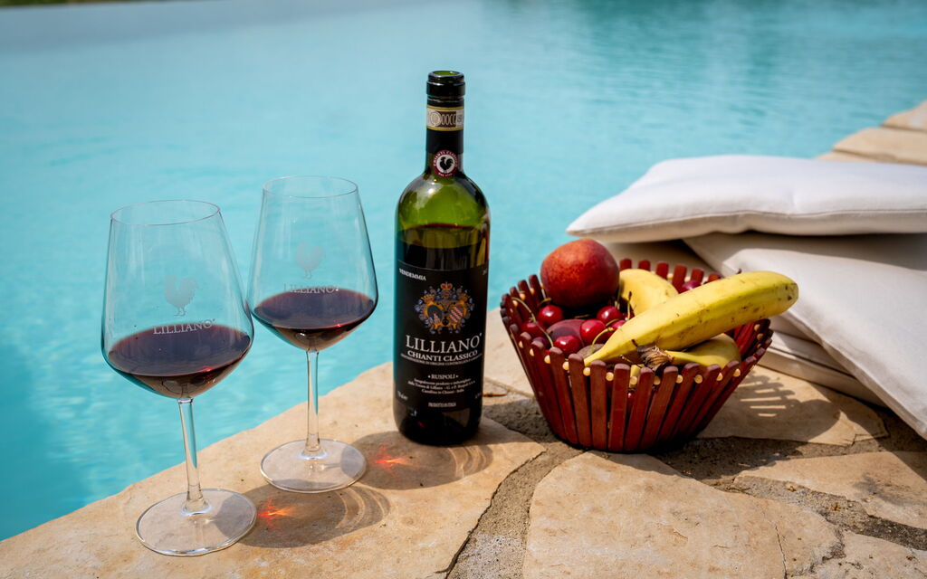 In the Heart of Chianti, Pool, Wifi, View - Lilliano: Autunno, Estate, Piscina, Primavera