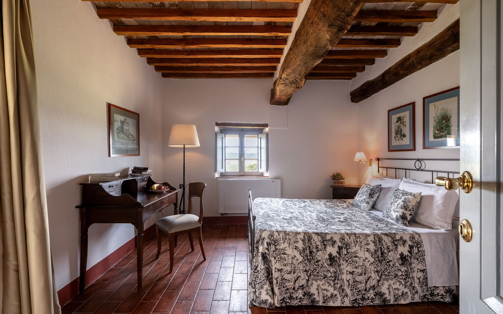 In the Heart of Chianti, Pool, Wifi, View - Lilliano: Autunno, Camera da letto, Estate, Primavera