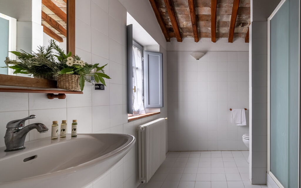 In the Heart of Chianti, Pool, Wifi, View - Lilliano: Autunno, Bagno, Estate, Primavera