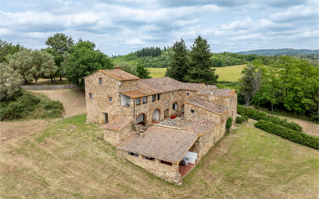 In the Heart of Chianti, Pool, Wifi, View - Lilliano: Autunno, Entrata Principale, Estate, Primavera