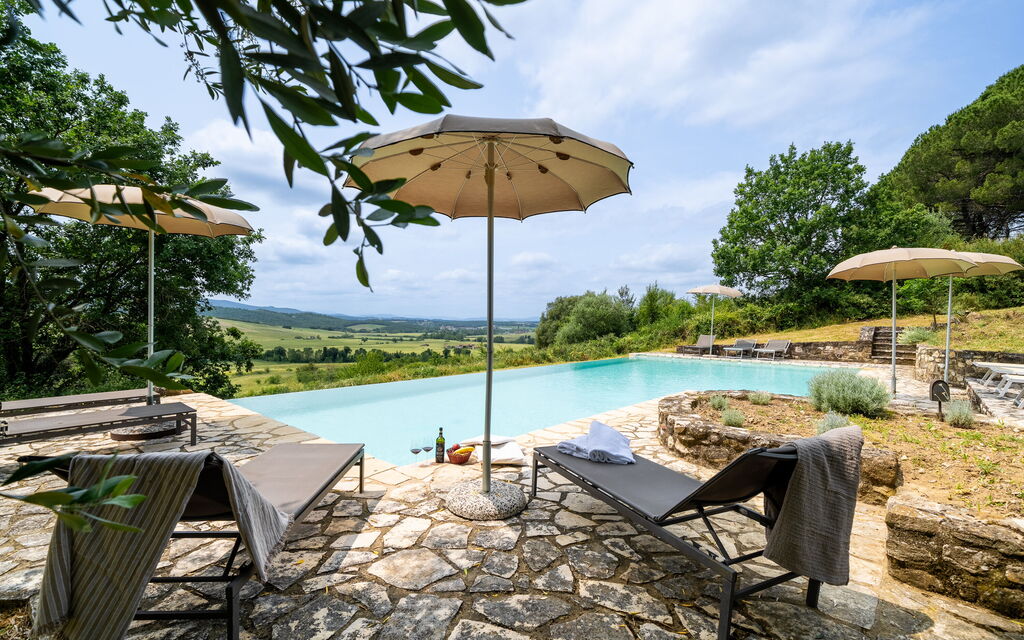 In the Heart of Chianti, Pool, Wifi, View - Lilliano: Autunno, Estate, Piscina, Primavera
