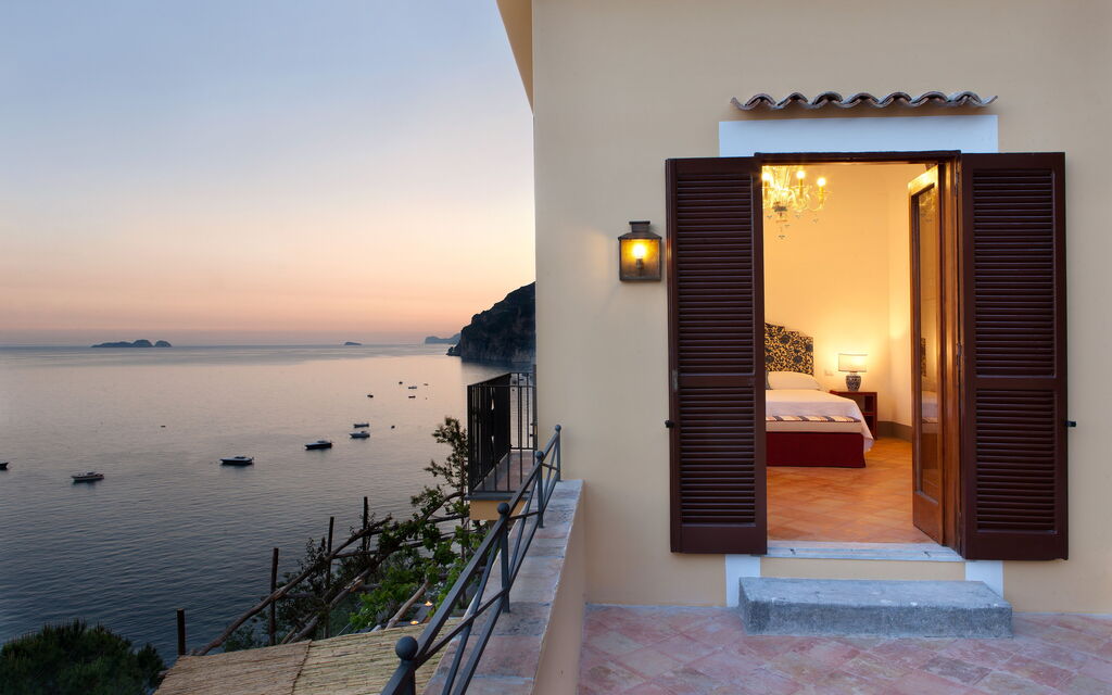 Torre Sponda - Casa Grande, Private Beach: Autunno, Entrata Principale, Estate, Primavera