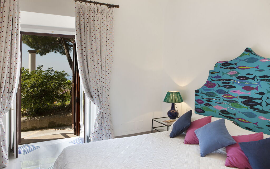 Torre Sponda - Cisterna, Private Beach: Autunno, Camera da letto, Estate, Primavera