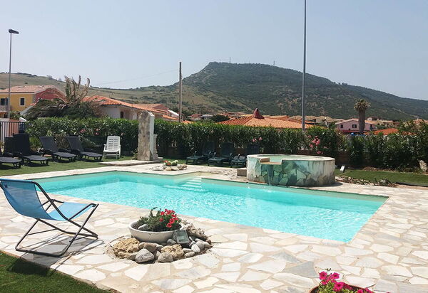 Residenza Agnese Sardegna: Autunno, Estate, Piscina, Primavera