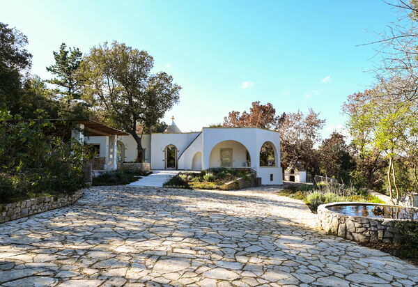 Villa Leonardo Luxury Locorotondo: Autunno, Entrata Principale, Estate, Primavera