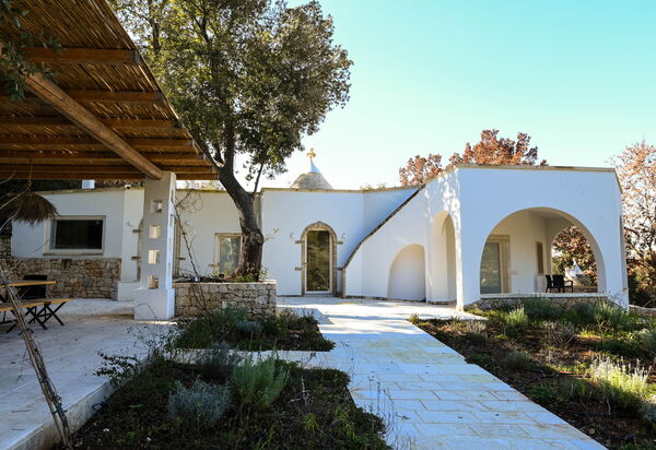 Villa Leonardo Luxury Locorotondo: Autunno, Entrata Principale, Estate, Primavera