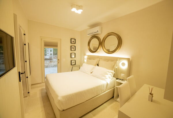 Villa Leonardo Luxury Locorotondo: Autunno, Camera da letto, Estate, Primavera