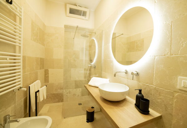 Villa Leonardo Luxury Locorotondo: Autunno, Bagno, Estate, Primavera