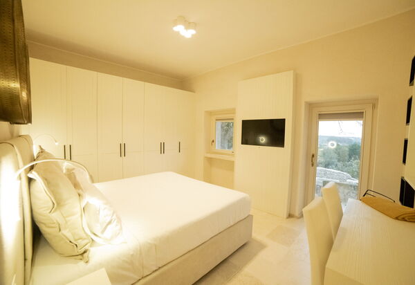 Villa Leonardo Luxury Locorotondo: Autunno, Camera da letto, Estate, Primavera