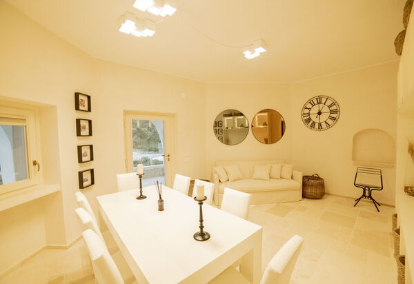 Villa Leonardo Luxury Locorotondo: Autunno, Estate, Primavera, Soggiorno