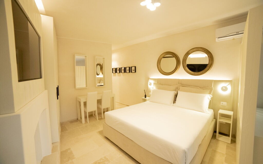 Villa Leonardo Luxury Locorotondo: Autunno, Camera da letto, Estate, Primavera