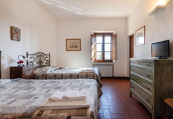 Country House In Tuscan Hills: Autumn, Bedroom, Spring, Summer, Winter