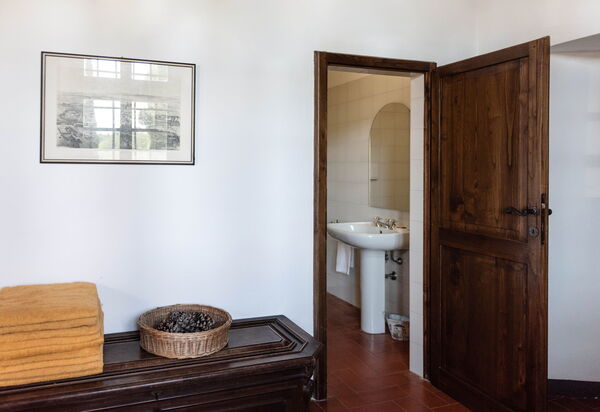 Country House In Tuscan Hills: Autumn, Bathroom, Spring, Summer, Winter