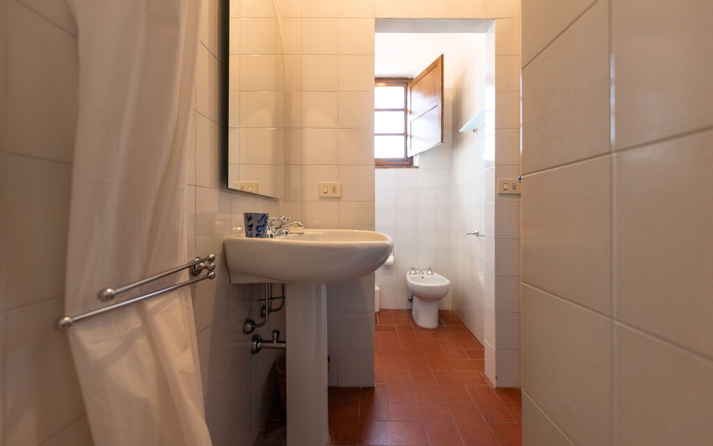 Country House In Tuscan Hills: Autumn, Bathroom, Spring, Summer, Winter