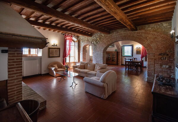 Green Hill Apartment In Tuscan Countryside: Autumn, Bedroom, Spring, Summer, Winter