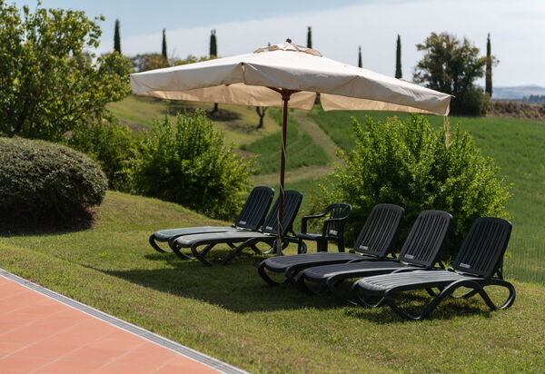 Green Hill Apartment In Tuscan Countryside: Autumn, Building Exterior, Garden, Pool, Spring, Summer, Winter