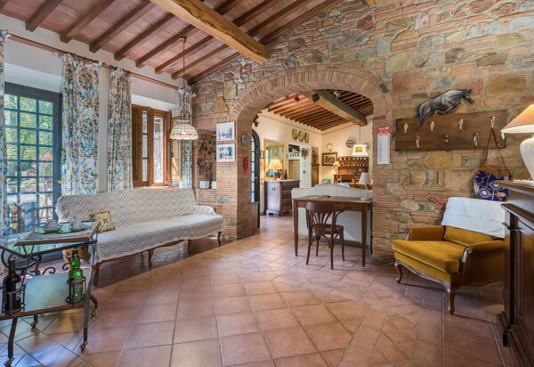 Grace Home, Pool, Wifi, Gambassi Terme: Autumn, Living Room, Spring, Summer