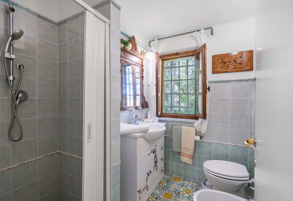 Grace Home, Pool, Wifi, Gambassi Terme: Autumn, Bathroom, Spring, Summer