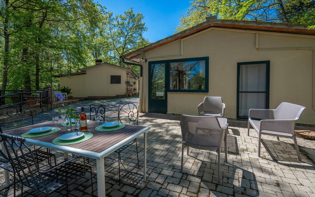 Grace Home, Pool, Wifi, Gambassi Terme: Autumn, Building Exterior, Spring, Summer