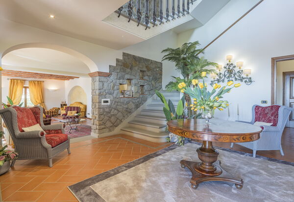 Villa Alessia Luxury: Autumn, Living Room, Spring, Summer