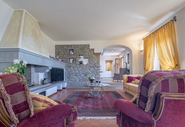 Villa Alessia Luxury: Autumn, Living Room, Spring, Summer