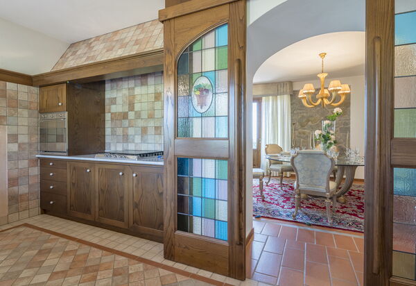 Villa Alessia Luxury: Autumn, Kitchen, Spring, Summer